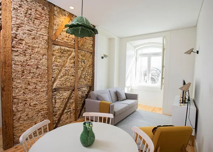 Апартаменты Montebelo Downtown